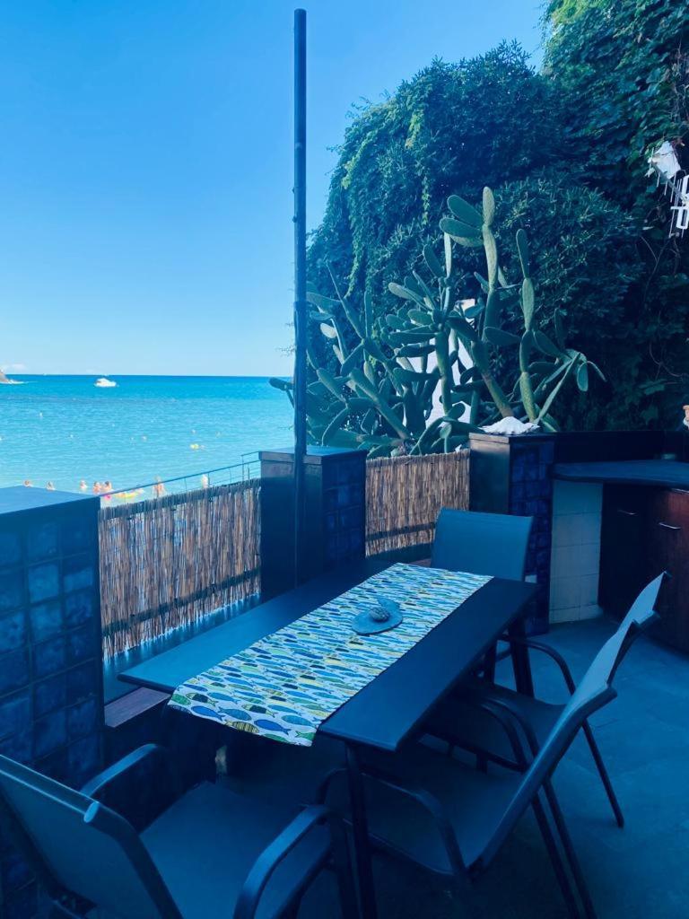 Benvenuto Beach House Μοντερόσο αλ Μάρε Εξωτερικό φωτογραφία